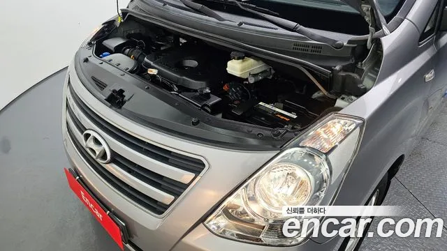 Hyundai Starex 2017 thumb 6