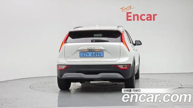 Kia Niro 2022 thumb 4