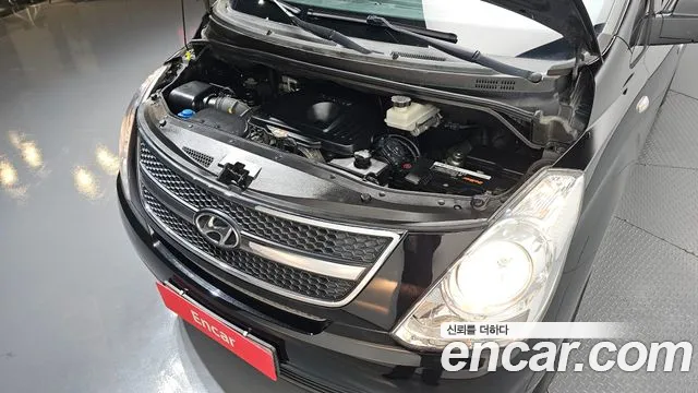 Hyundai Starex 2015 thumb 6