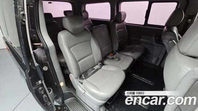 Hyundai Starex 2015 thumb 11