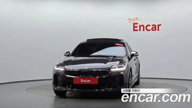 Kia Stinger 2017 thumb 2