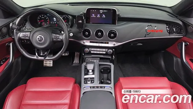 Kia Stinger 2017 thumb 6