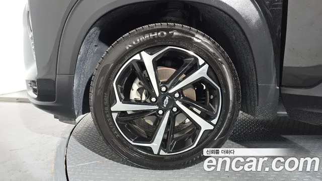 ChevroletGMDaewoo TrailBlazer 2020 thumb 5