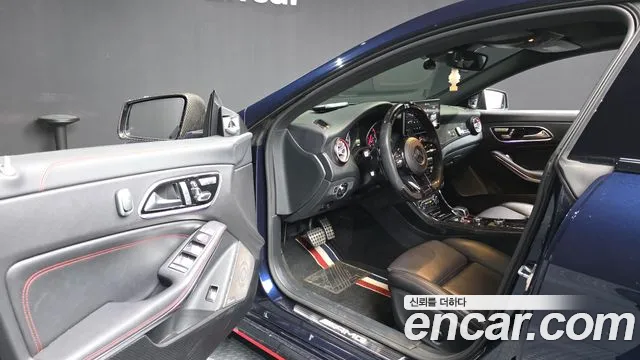 Mercedes-Benz CLA 2017 thumb 10