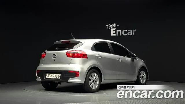 Kia Pride 2017 thumb 2