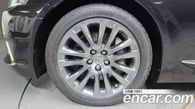 Lexus LS 2014 thumb 5