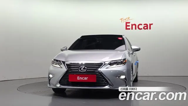 Lexus ES 2016 thumb 3