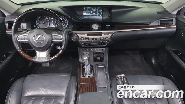 Lexus ES 2016 thumb 7