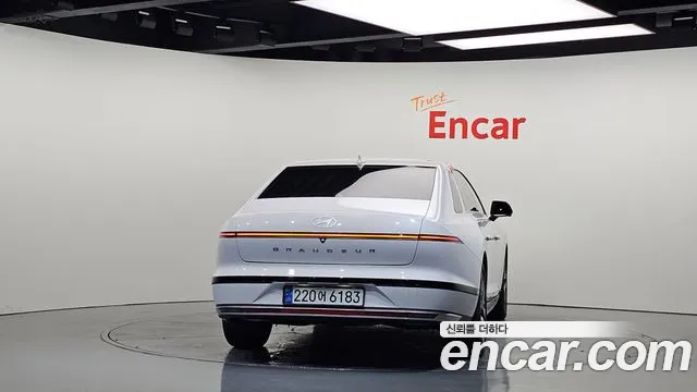 Hyundai Grandeur 2023 thumb 4