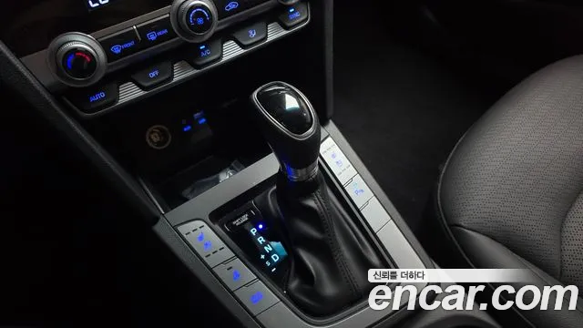 Hyundai Avante 2018 thumb 9