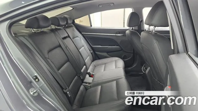 Hyundai Avante 2018 thumb 11