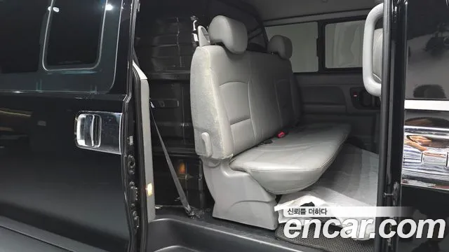 Hyundai Starex 2020 thumb 10