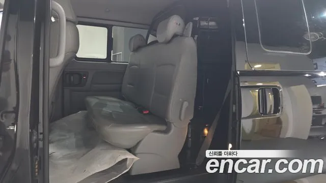 Hyundai Starex 2020 thumb 11
