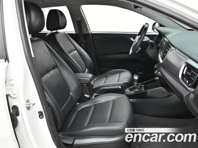Kia Stonic 2019 thumb 10