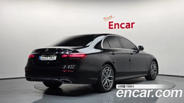 Mercedes-Benz E-Класс 2021 thumb 2