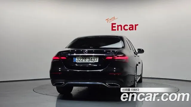 Mercedes-Benz E-Класс 2021 thumb 4