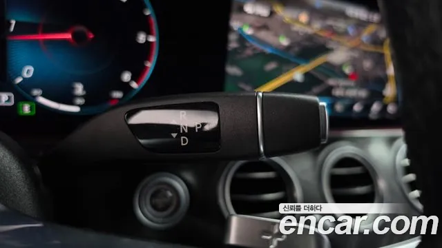 Mercedes-Benz E-Класс 2021 thumb 9