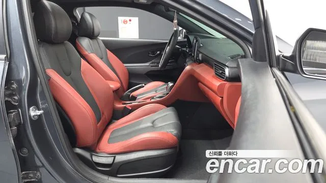Hyundai Veloster 2018 thumb 11