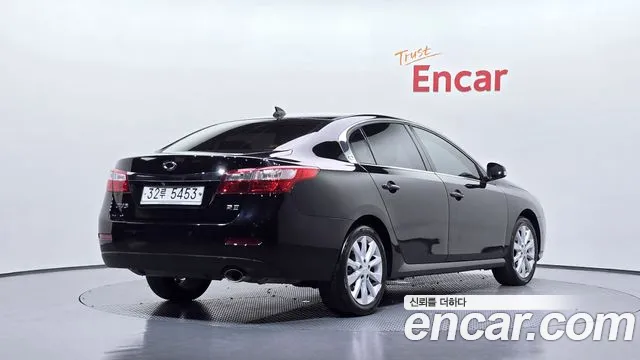 Renault-KoreaSamsung SM5 2010 thumb 2