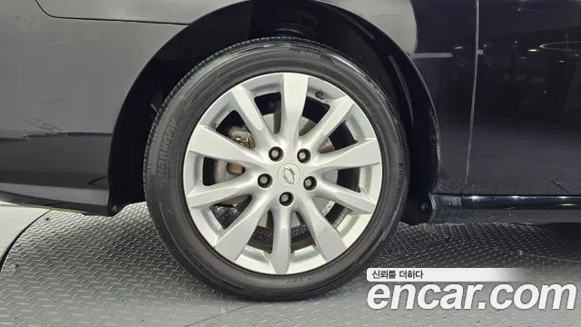 Renault-KoreaSamsung SM5 2010 thumb 5