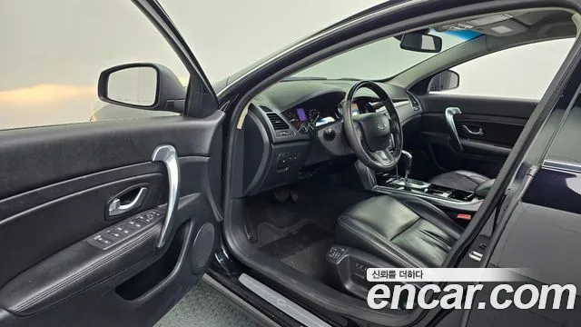 Renault-KoreaSamsung SM5 2010 thumb 10