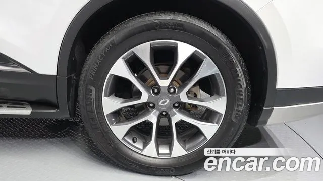Renault-KoreaSamsung Koleos 2019 thumb 4