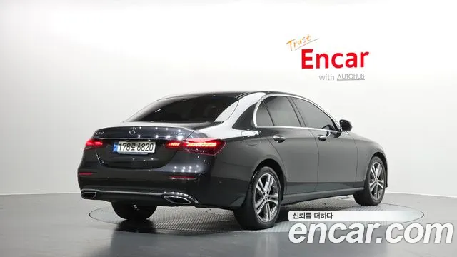 Mercedes-Benz E-Класс 2022 thumb 2