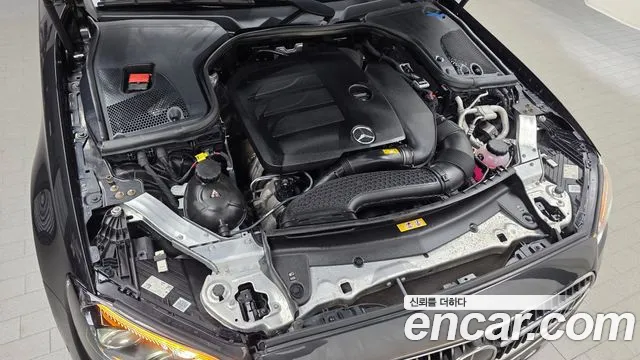Mercedes-Benz E-Класс 2022 thumb 6