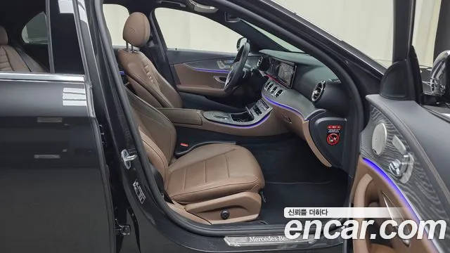 Mercedes-Benz E-Класс 2022 thumb 11