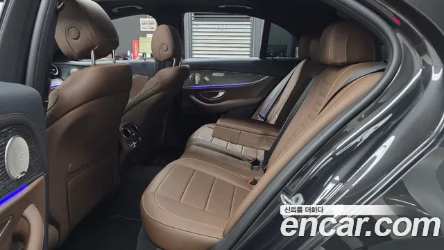 Mercedes-Benz E-Класс 2022 thumb 12