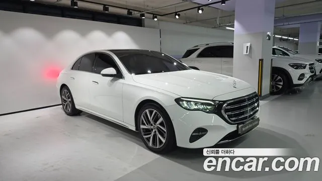 Mercedes-Benz E-Класс 2024 thumb 2