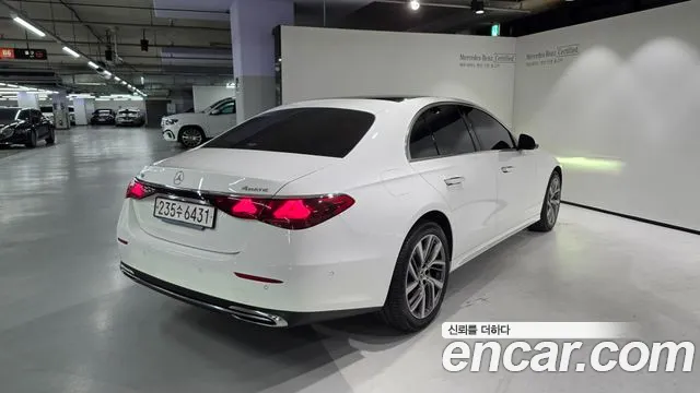 Mercedes-Benz E-Класс 2024 thumb 4