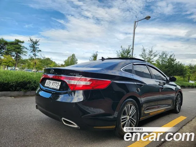 Hyundai Grandeur 2013 thumb 2