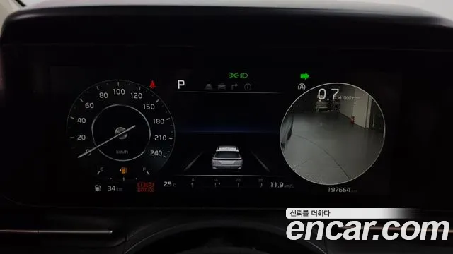 Kia Carnival 2021 thumb 8