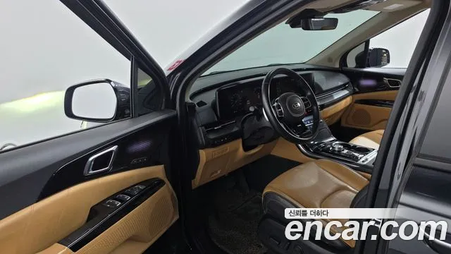 Kia Carnival 2021 thumb 10