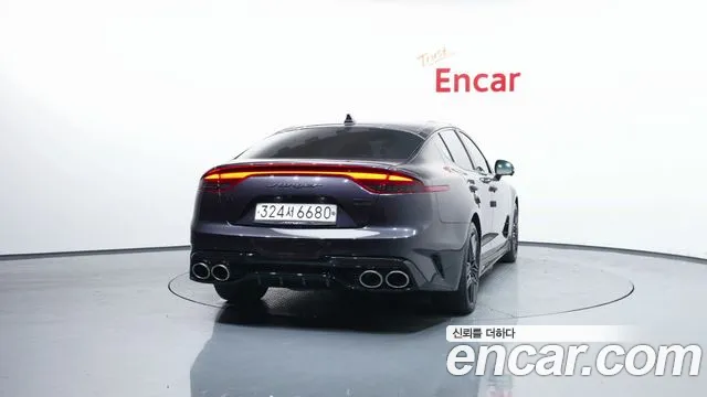 Kia Stinger 2020 thumb 4