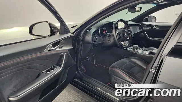Kia Stinger 2020 thumb 10