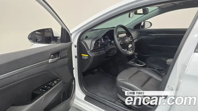 Hyundai Avante 2019 thumb 9