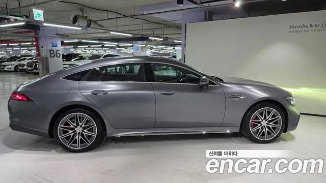 Mercedes-Benz AMG GT 2026 thumb 9