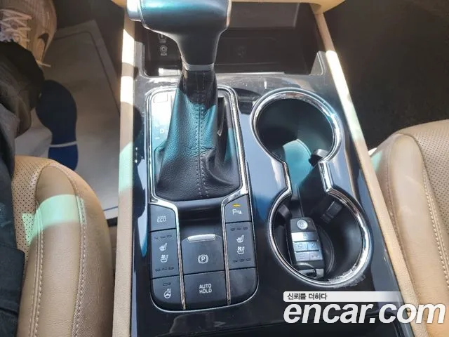 Kia Carnival 2019 thumb 9