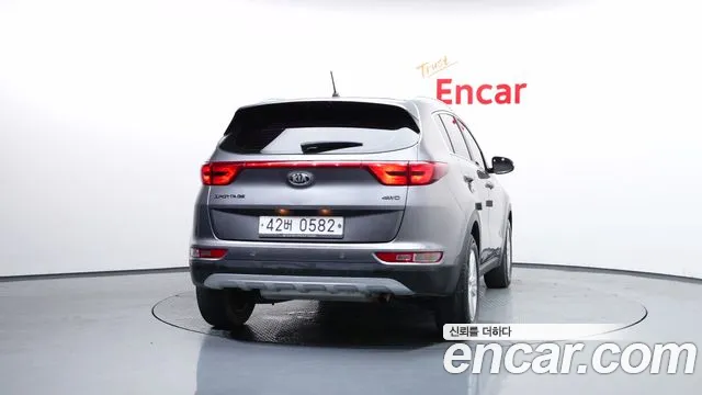 Kia Sportage 2015 thumb 4