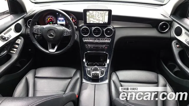 Mercedes-Benz GLC 2016 thumb 6