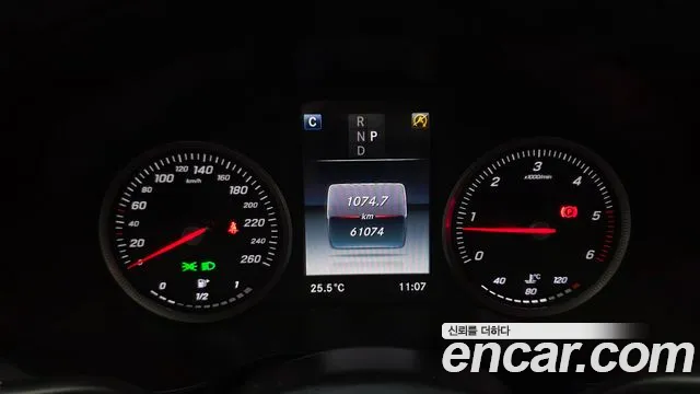 Mercedes-Benz GLC 2016 thumb 7