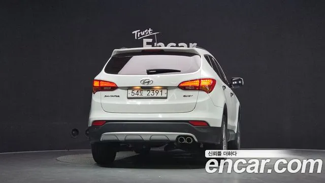 Hyundai Santa Fe 2013 thumb 4
