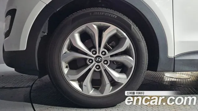 Hyundai Santa Fe 2013 thumb 5