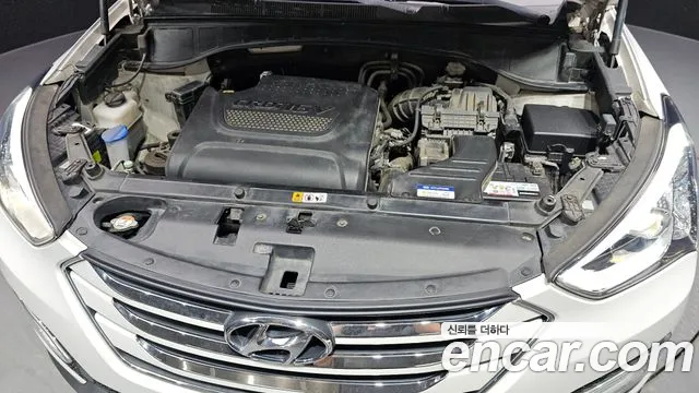 Hyundai Santa Fe 2013 thumb 6
