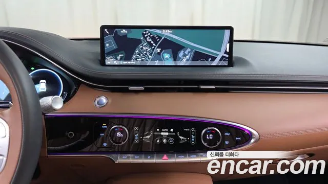 Genesis GV70 2023 thumb 12