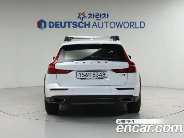Volvo V60 2020 thumb 4