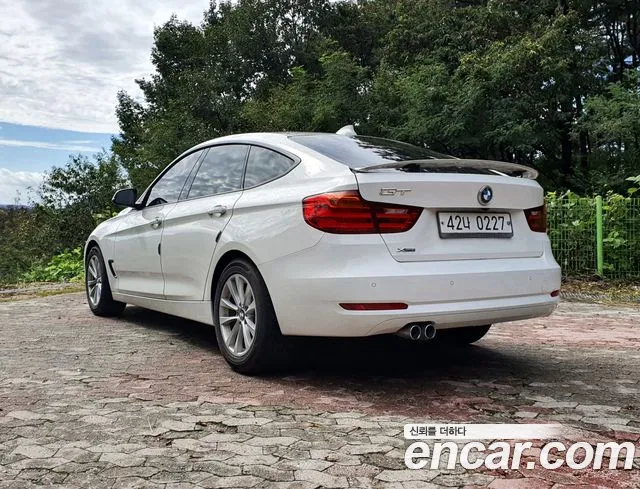 BMW Gran Turismo 2016 thumb 2