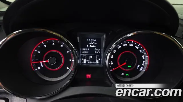 KG_Mobility_Ssangyong TIBOLI 2017 thumb 8